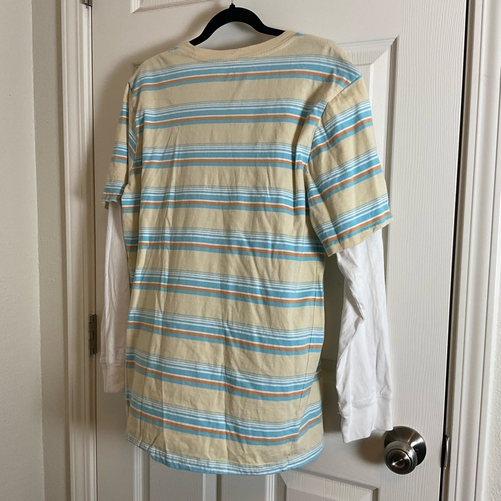 Hello Kitty & Friends Sanrio Kawaii Mart Striped Long Sleeve Tee - Large - Picture 11 of 12